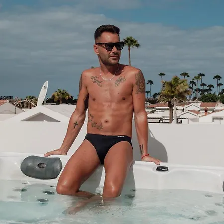 Aparthotel Mar Bianco - Gay Men Only