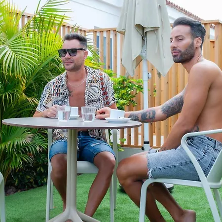 Mar Bianco - Gay Men Only Lägenhetshotell