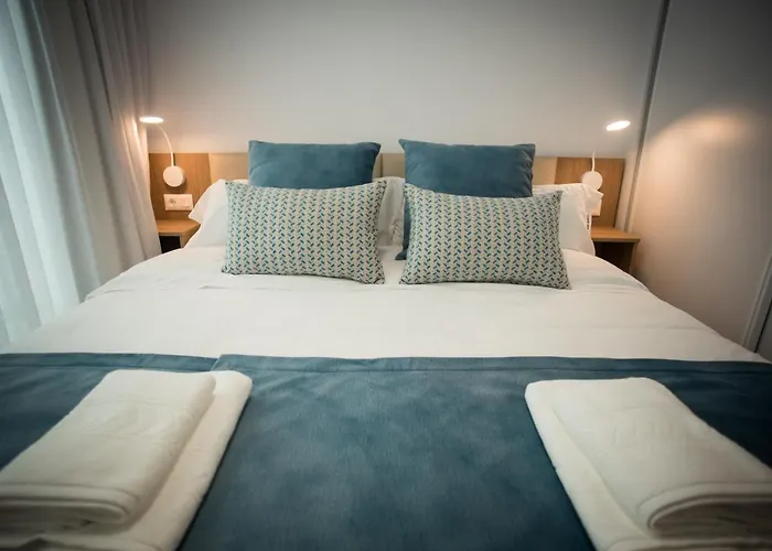 Апарт-отель Mar Bianco - Gay Men Only Маспаломас