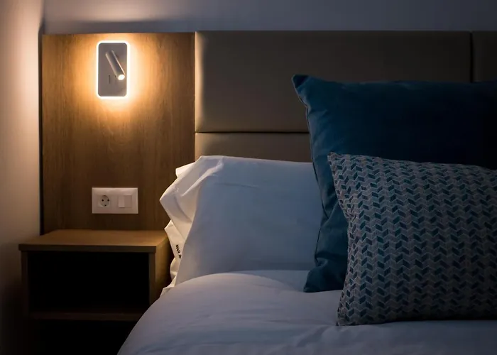 Апарт-отель Mar Bianco - Gay Men Only Маспаломас