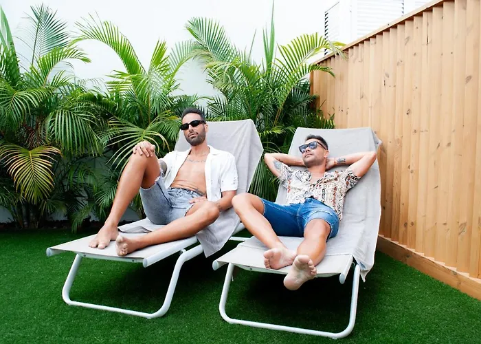 Апарт-отель Mar Bianco - Gay Men Only Маспаломас