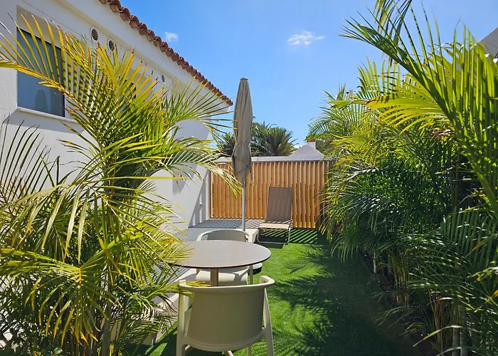 Mar Bianco - Gay Men Only Апарт-отель Маспаломас