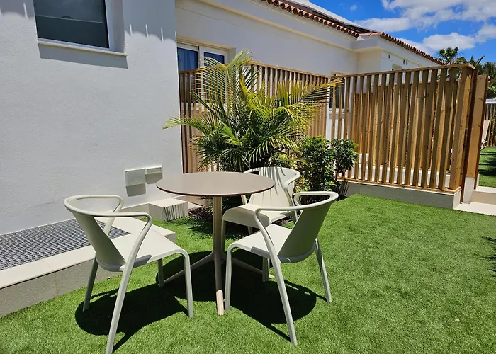 Mar Bianco - Gay Men Only Апарт-отель