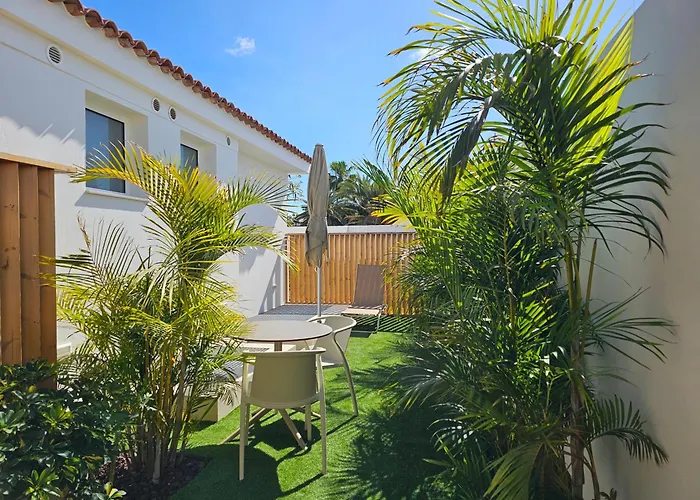 Апарт-отель Mar Bianco - Gay Men Only