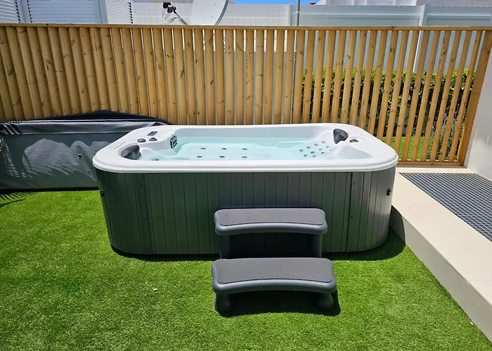 Апарт-отель Mar Bianco - Gay Men Only 4*